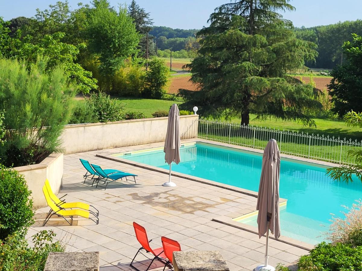 Le Clos des Figuiers - 3 Gîtes de caractère Duravel Esterno foto